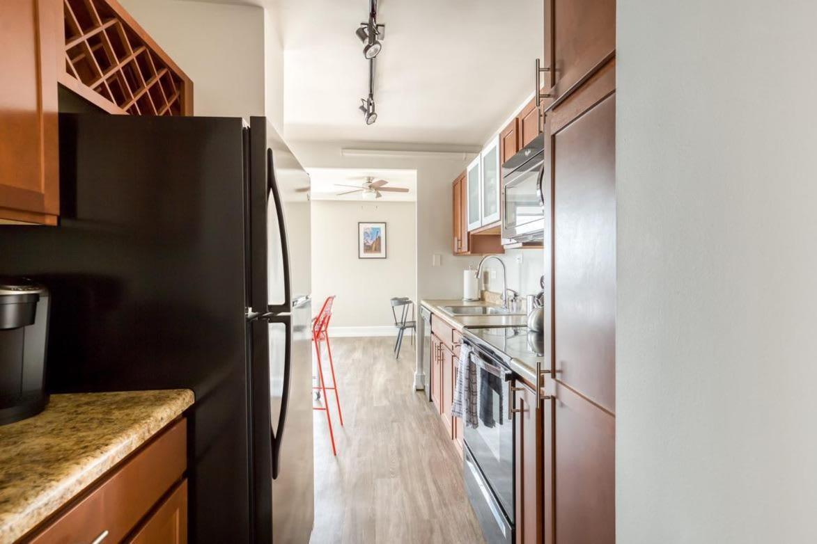 Cozysuites 800 Tower 1Br With Gym! 10 Louisville Exterior photo